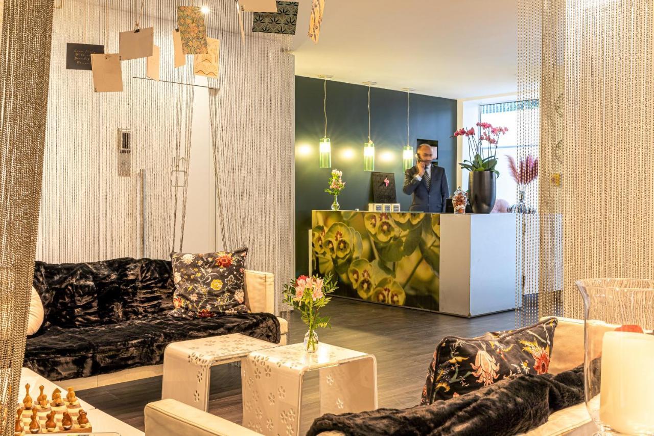 Hotel Glasgow Monceau By Patrick Hayat Paris Exteriör bild